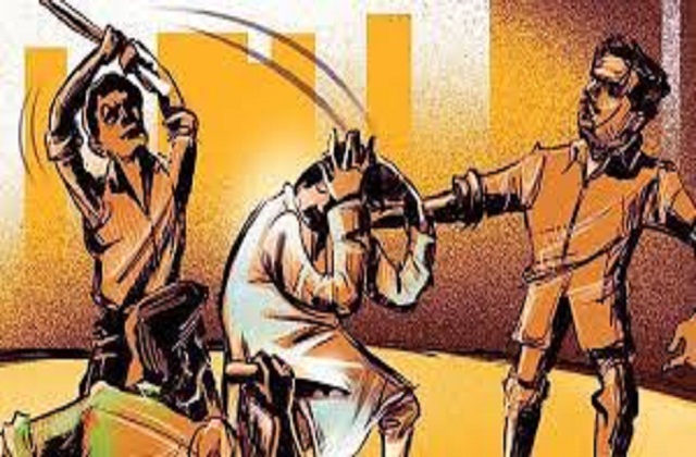 Haridwar News Today: डीजे को लेकर शादी समारोह में चले लाठी-डंडे 