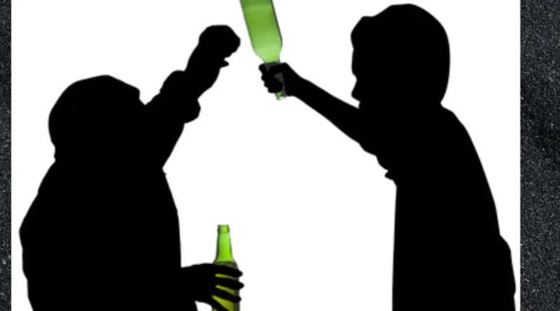 Rishikesh सड़क पर झगड़ा करते लोग